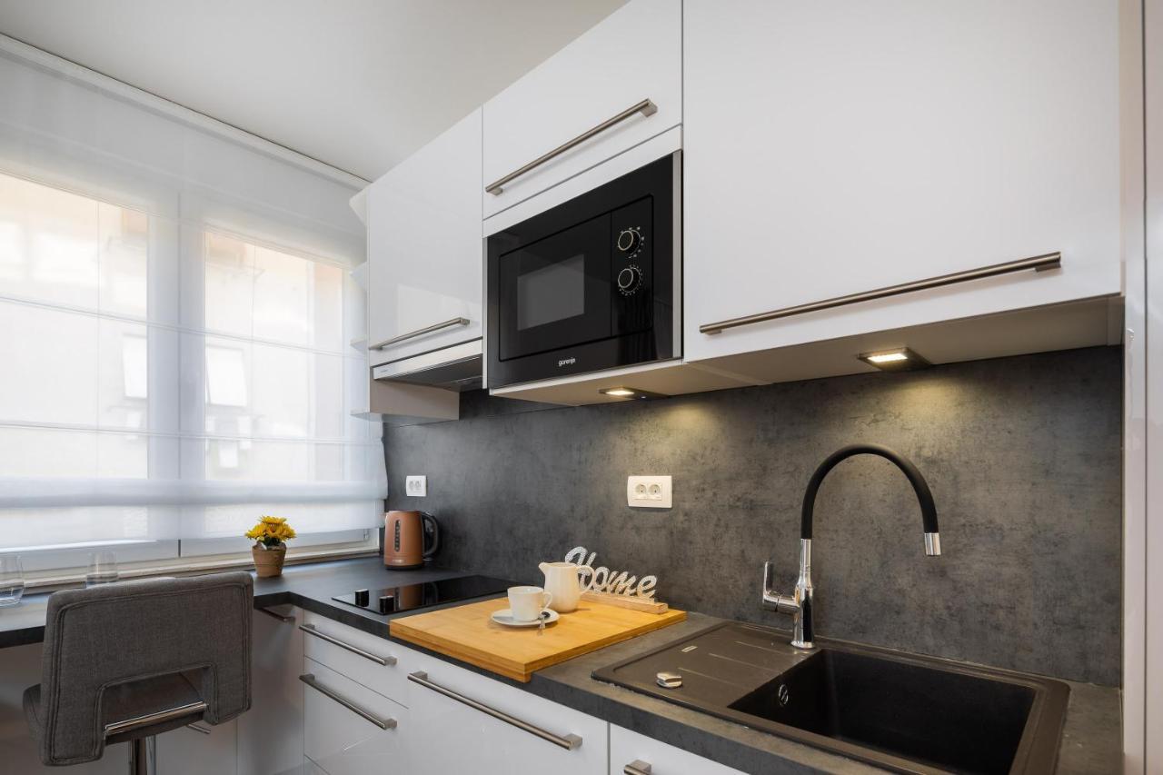 Luxury Studios & Room Five Split Exterior foto